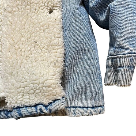 Vintage LEVIS Sherpa Lined Jean Jacket Size 44 - Picture 8 of 16
